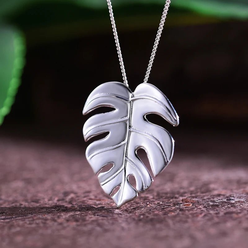 Monstera Leave  Pendant