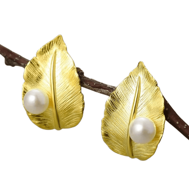 Handmade Jewelry. Pearl Earring. Gold  Pearl Earring.